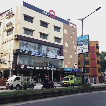 Super Collection O Gokul Residency Near Emami City Dumdum Opposite Raja Palace Hotel Dum Dum Екстериор снимка