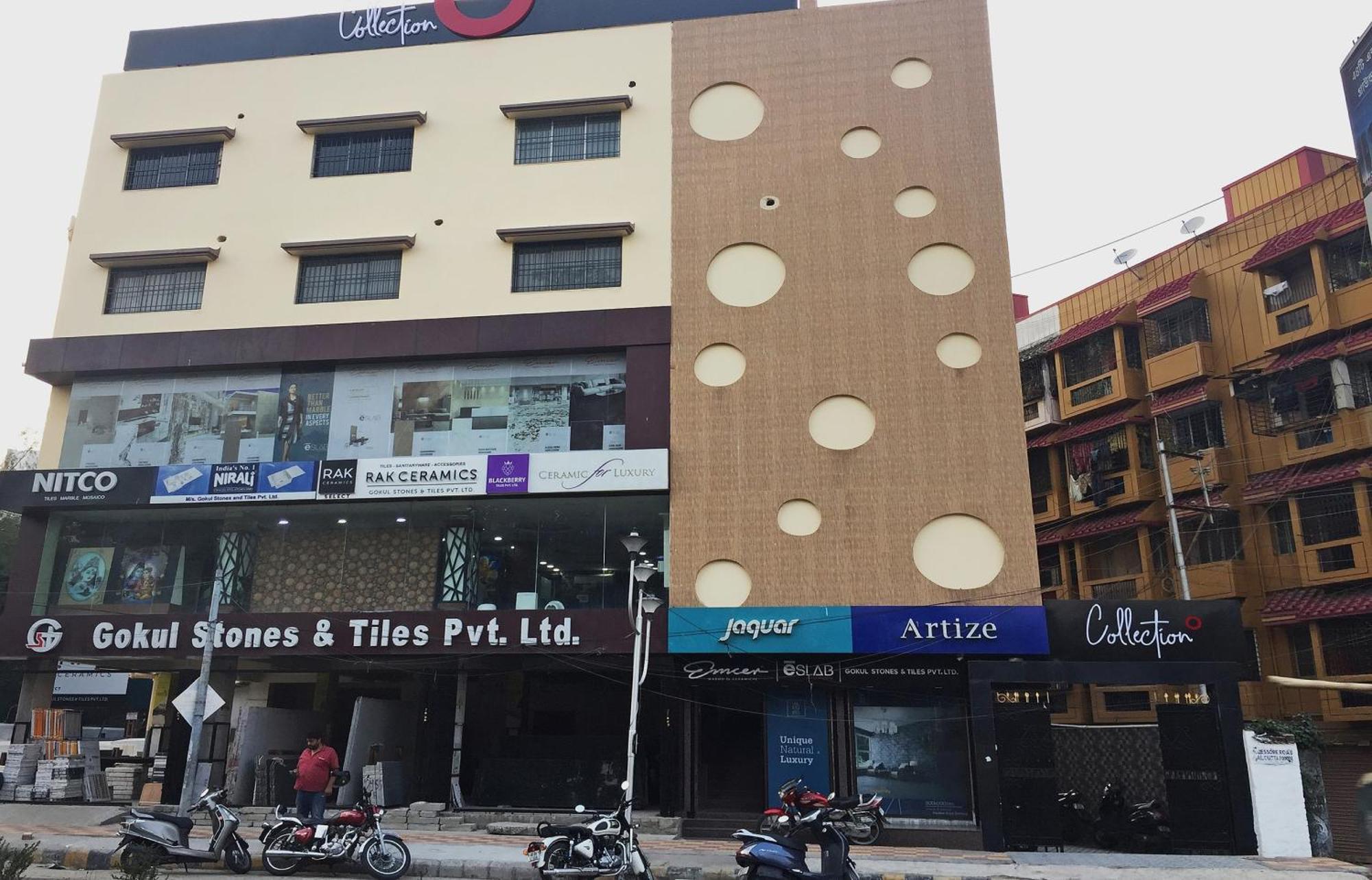 Super Collection O Gokul Residency Near Emami City Dumdum Opposite Raja Palace Hotel Dum Dum Екстериор снимка