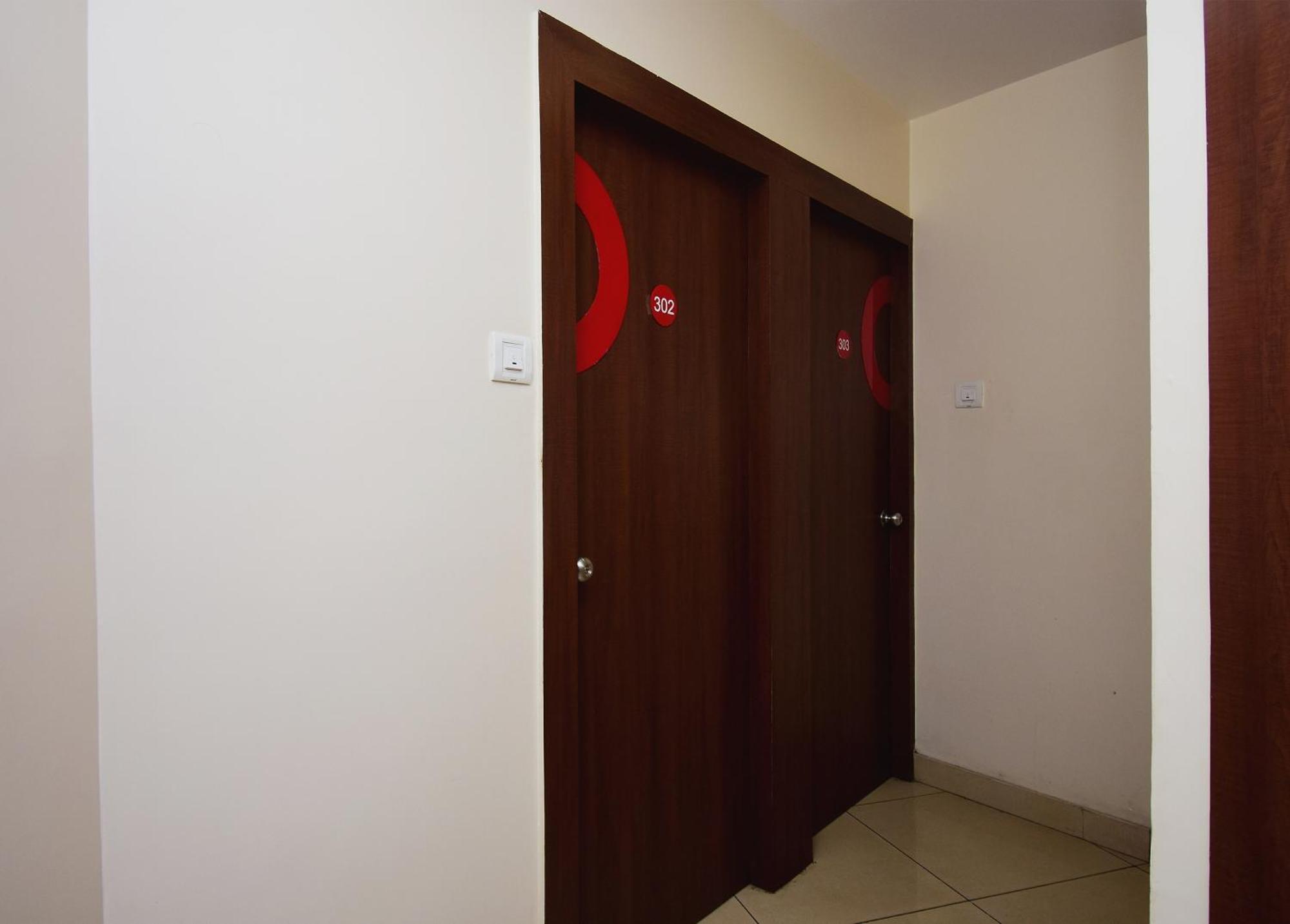 Super Collection O Gokul Residency Near Emami City Dumdum Opposite Raja Palace Hotel Dum Dum Екстериор снимка