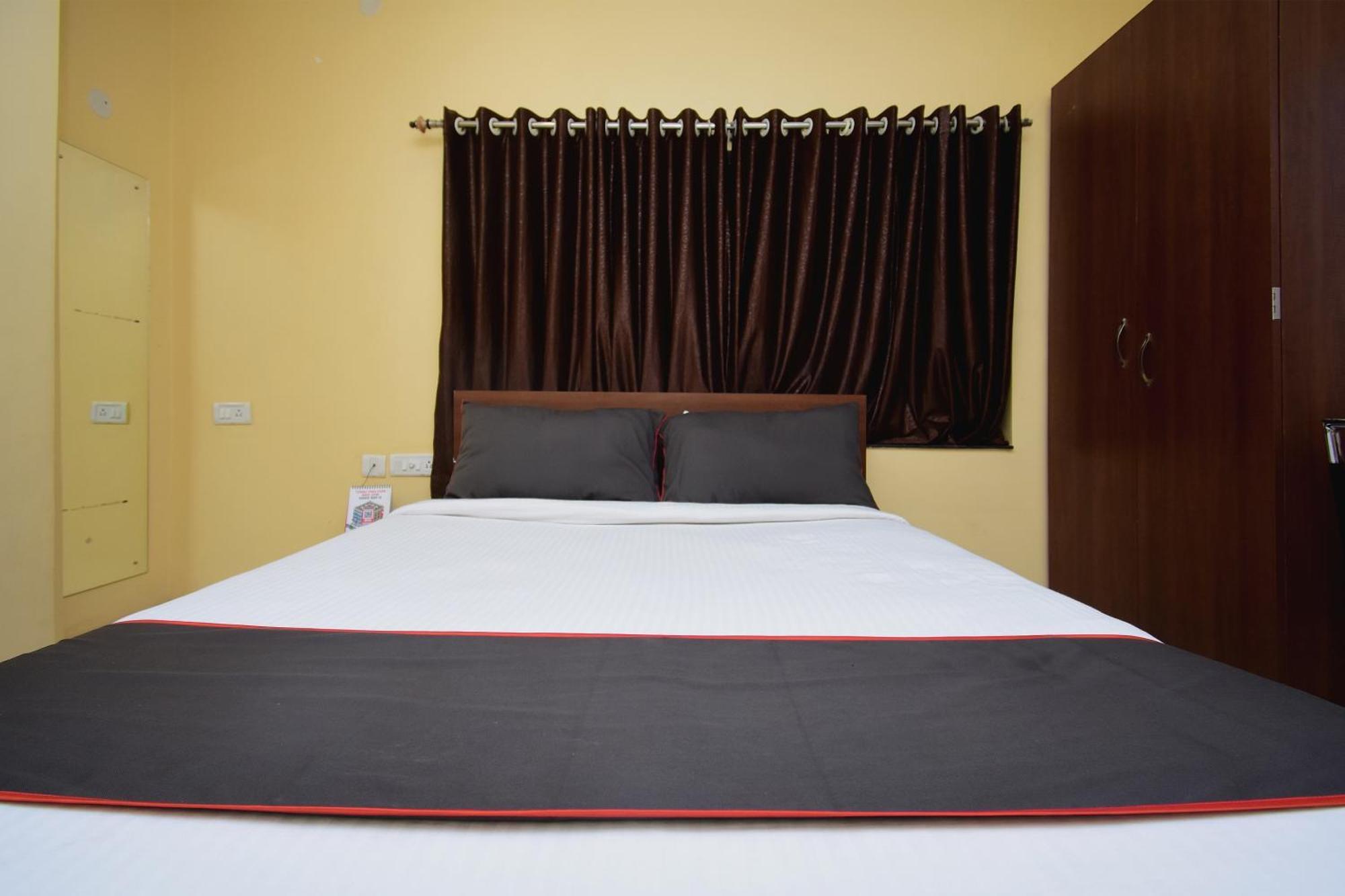 Super Collection O Gokul Residency Near Emami City Dumdum Opposite Raja Palace Hotel Dum Dum Екстериор снимка
