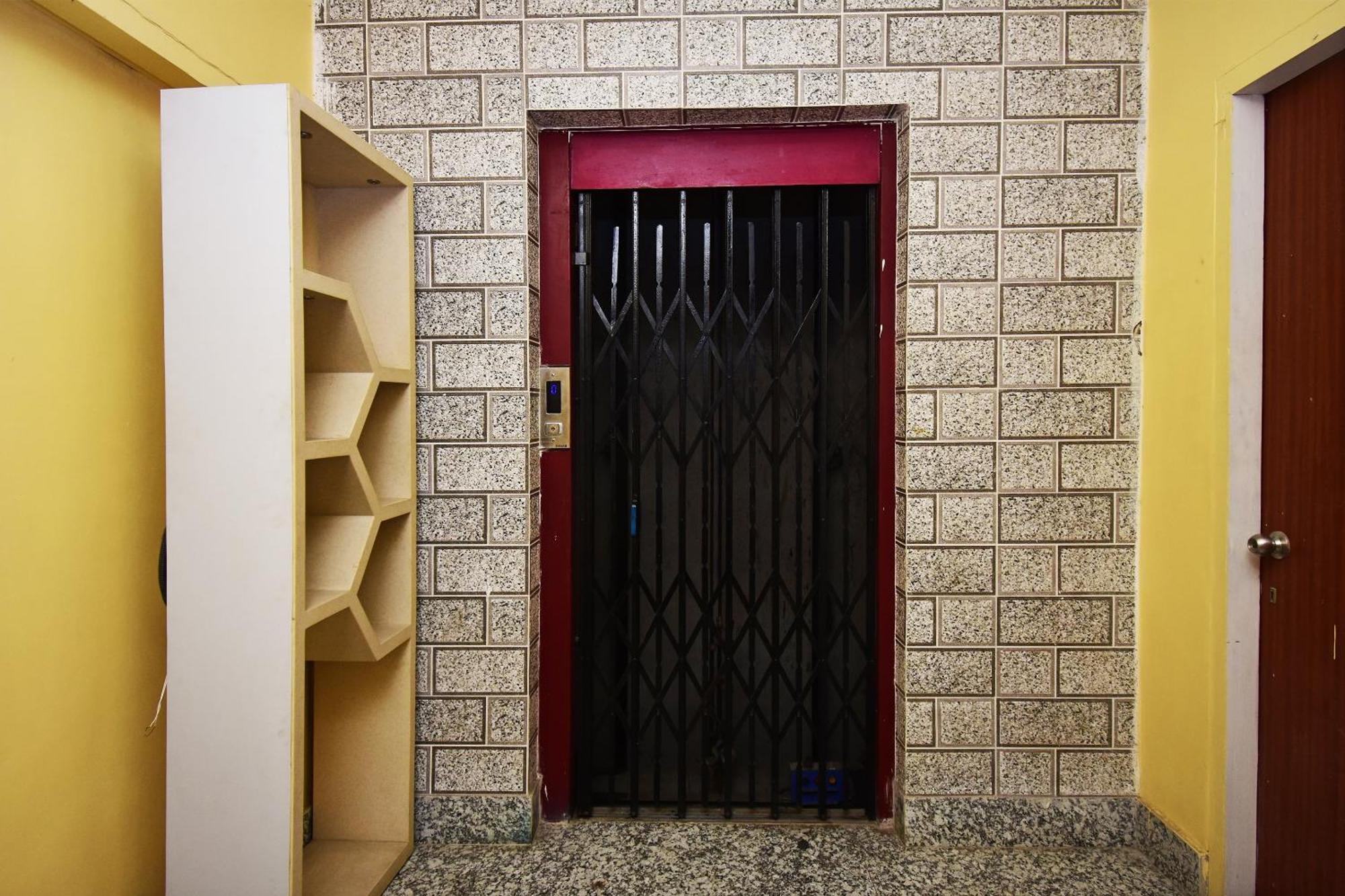 Super Collection O Gokul Residency Near Emami City Dumdum Opposite Raja Palace Hotel Dum Dum Екстериор снимка